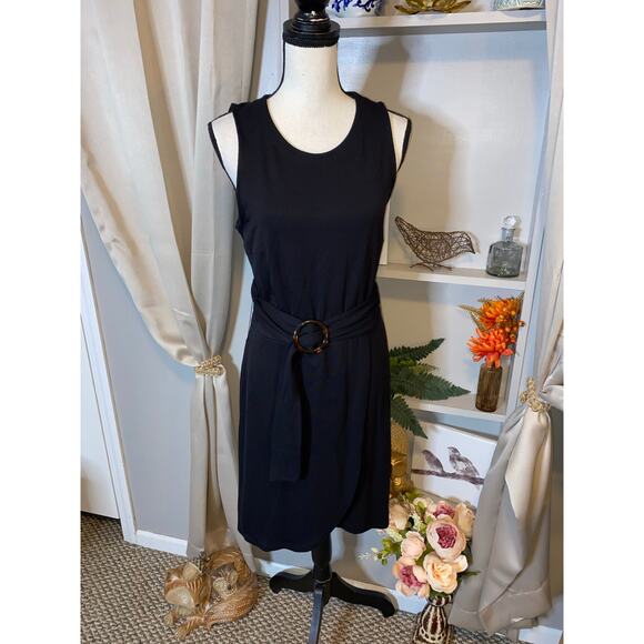 NWT $80 LOFT Black Back Zipper Sleeveless Dress with Belt size 6 - Picture 2 of 9
